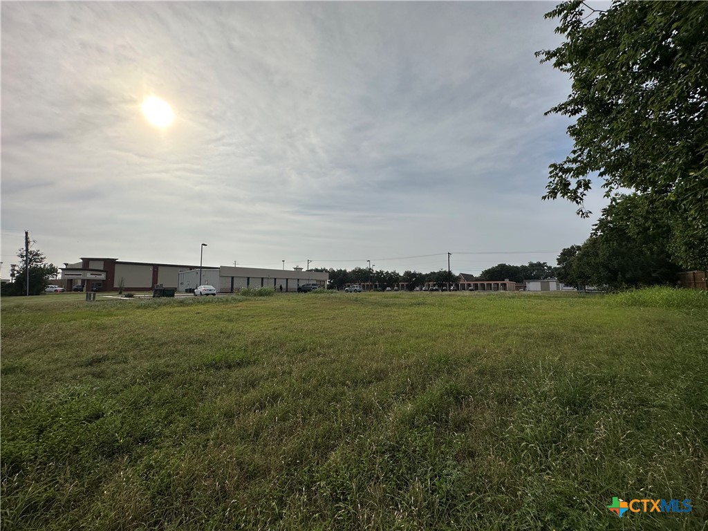 605 E Airline Road
