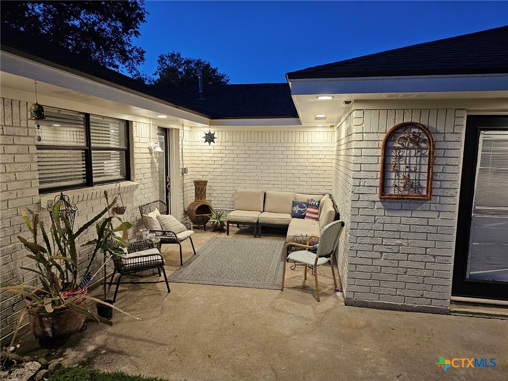 1109 Plantation Road