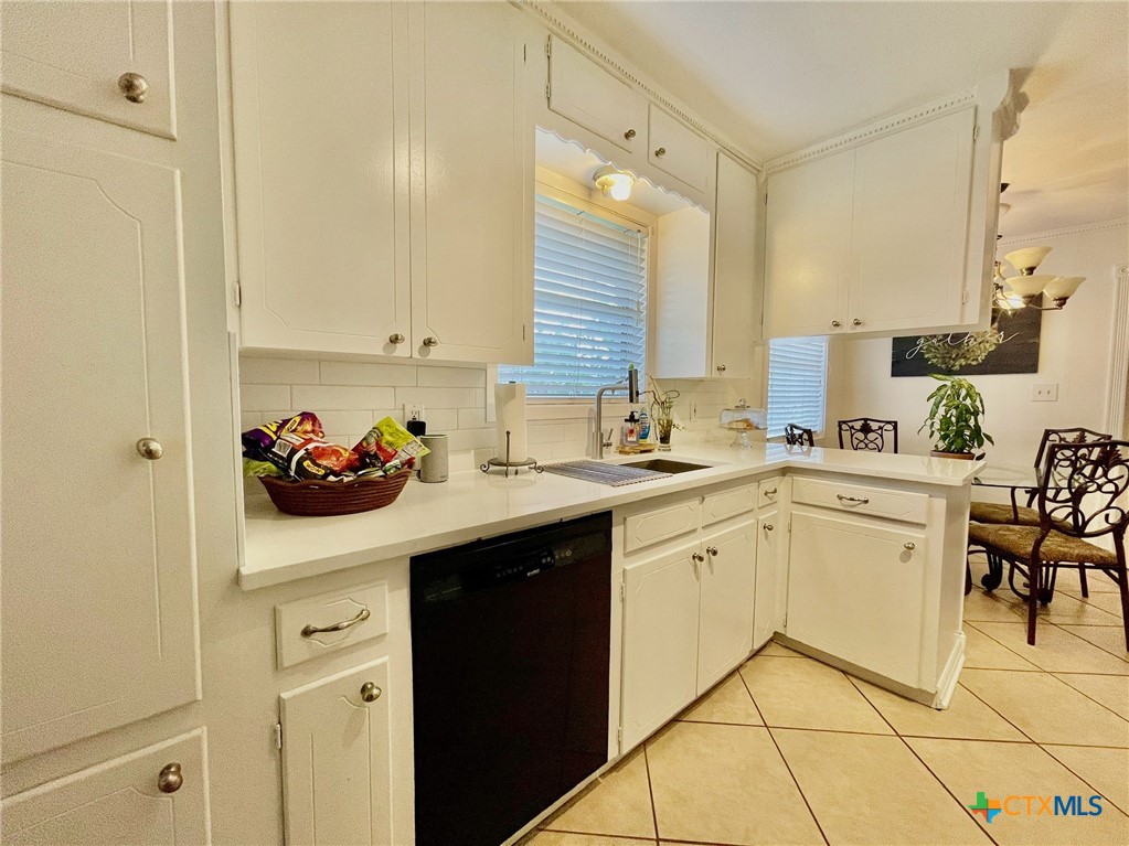 1109 Plantation Road