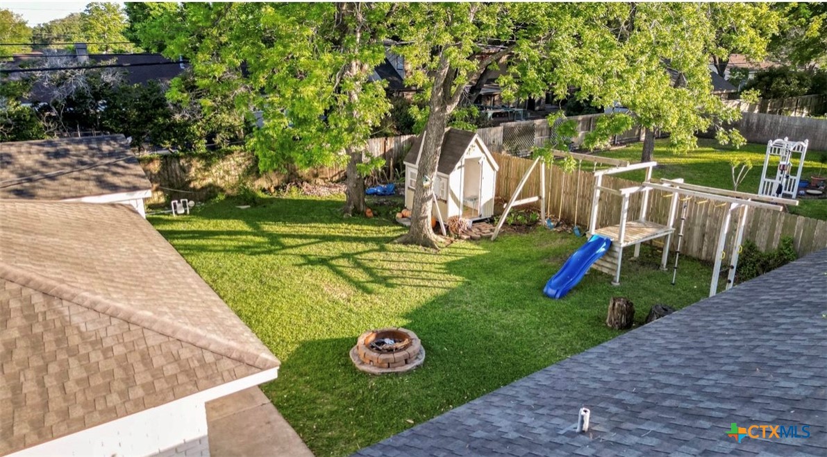 1109 Plantation Road