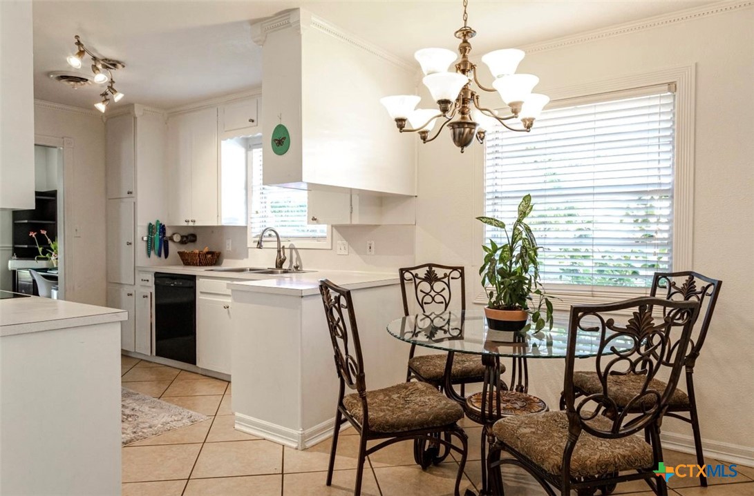 1109 Plantation Road