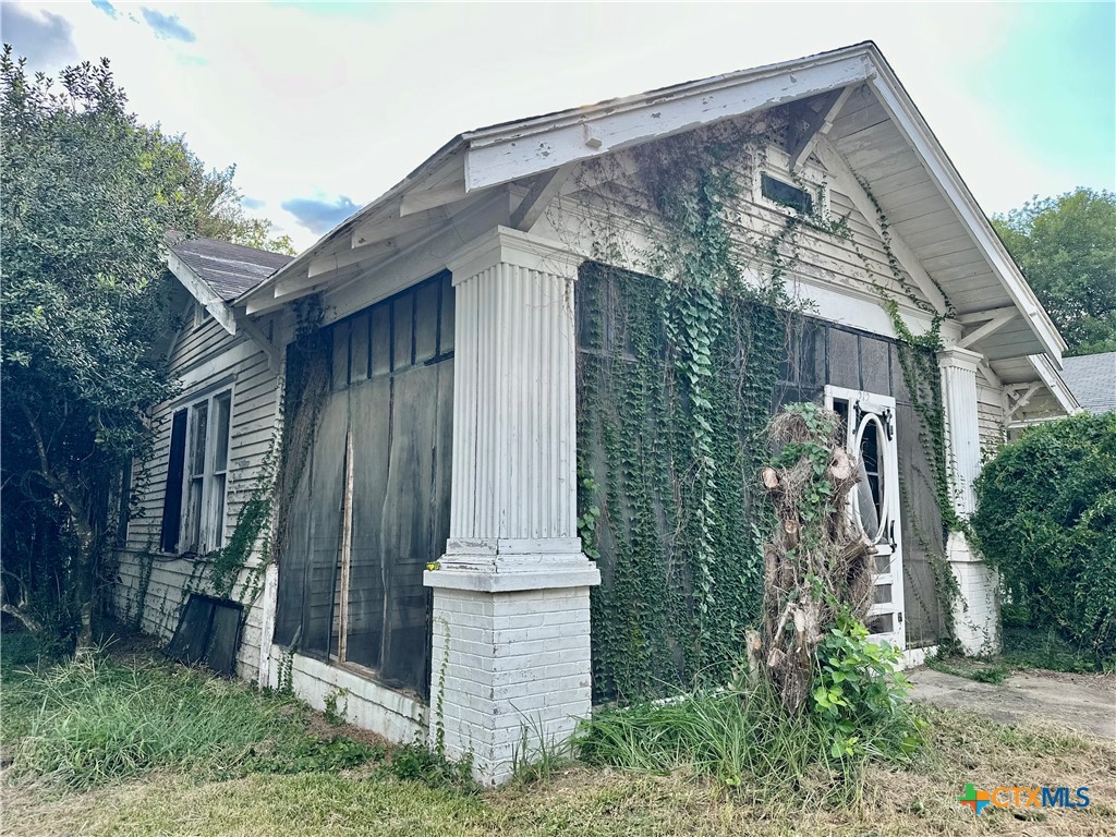 212 Coke Street