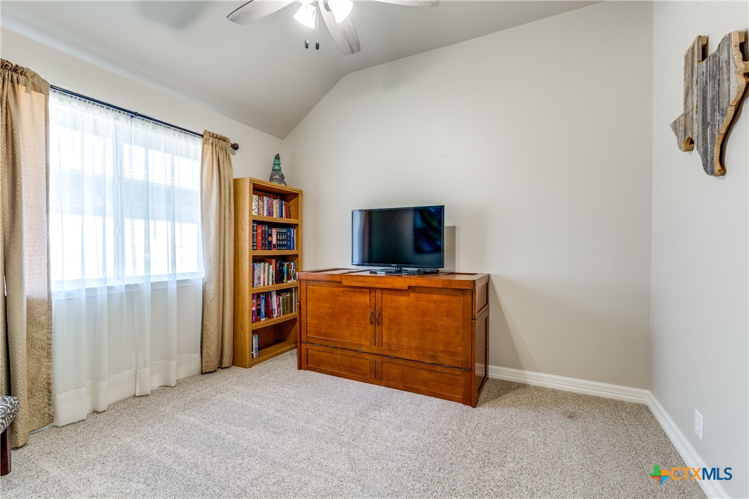 1756 Oakmont Circle