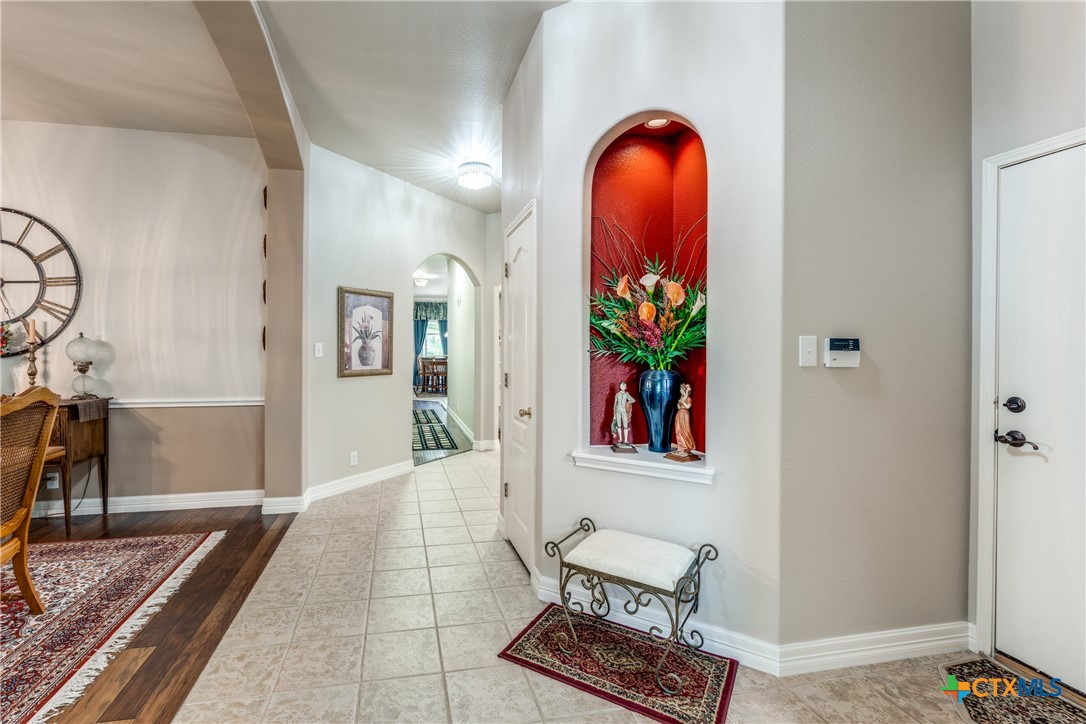 1756 Oakmont Circle