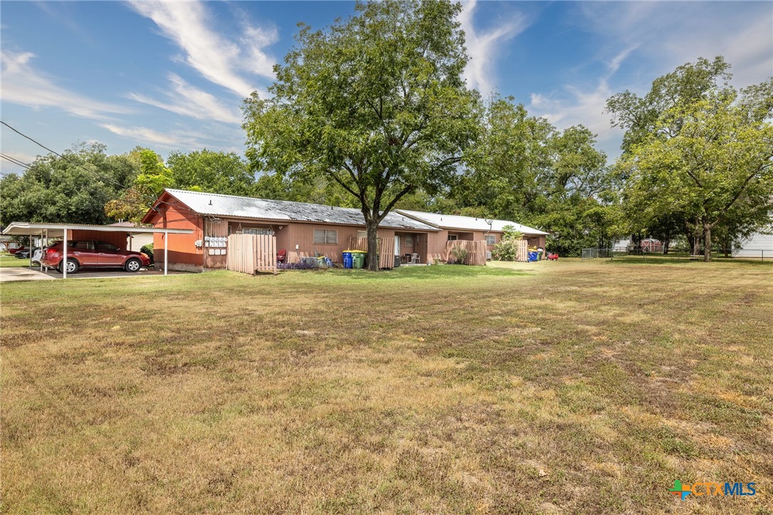 1017 Saint Vincent Street