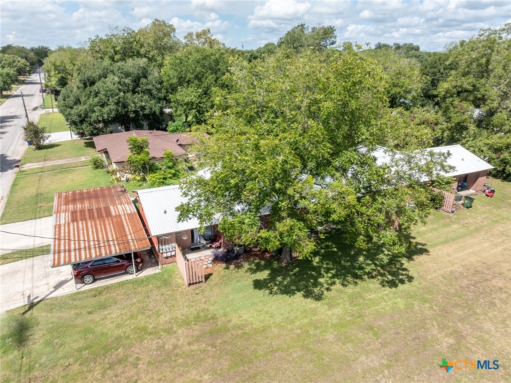 1017 Saint Vincent Street