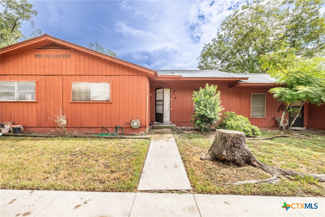 1017 Saint Vincent Street