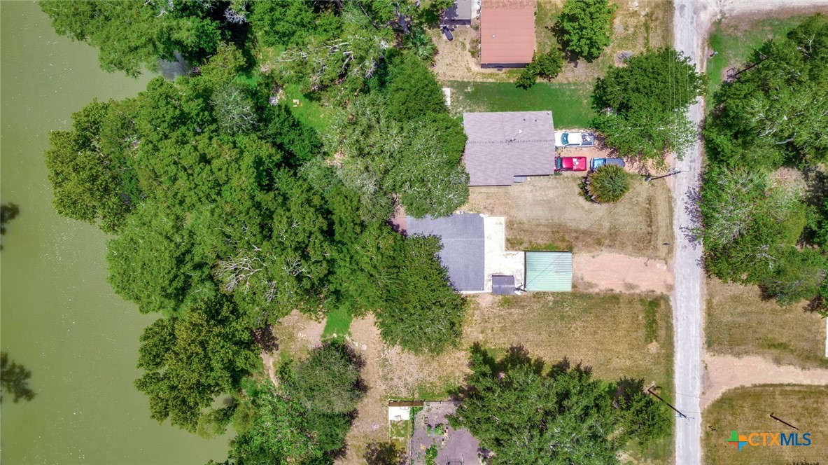 272 River Oaks Road