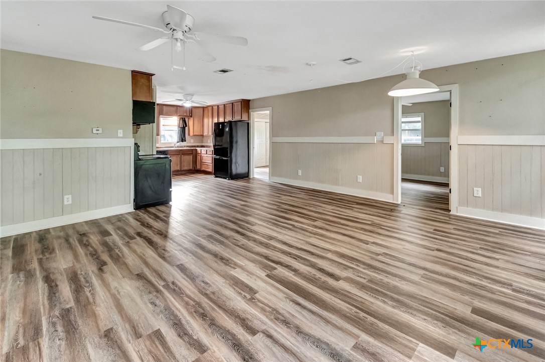 272 River Oaks Road