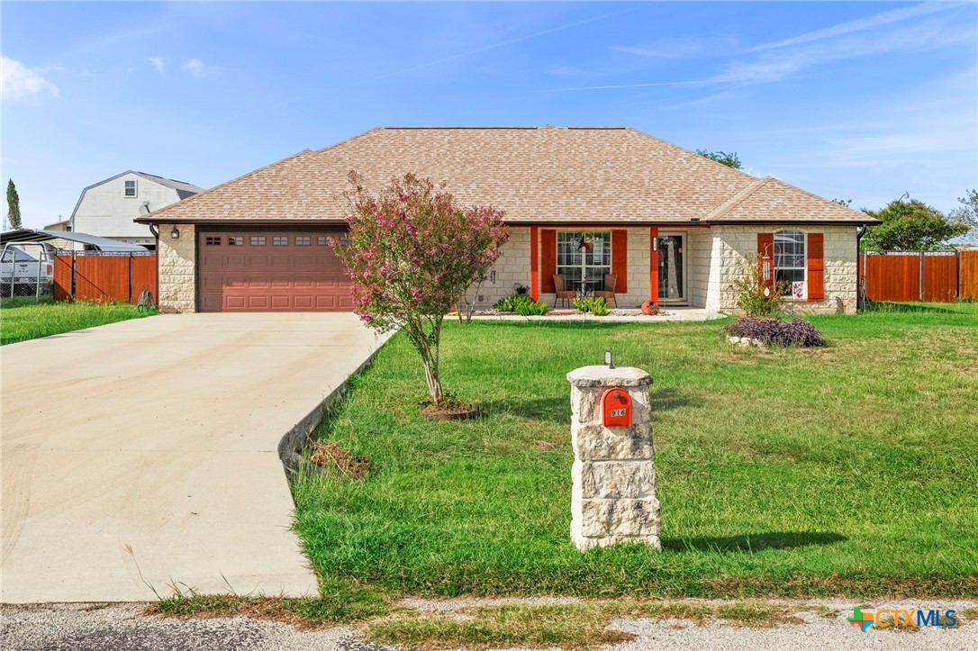 916 Cordova Loop