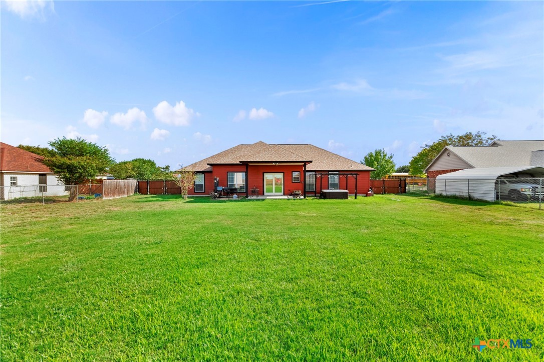 916 Cordova Loop