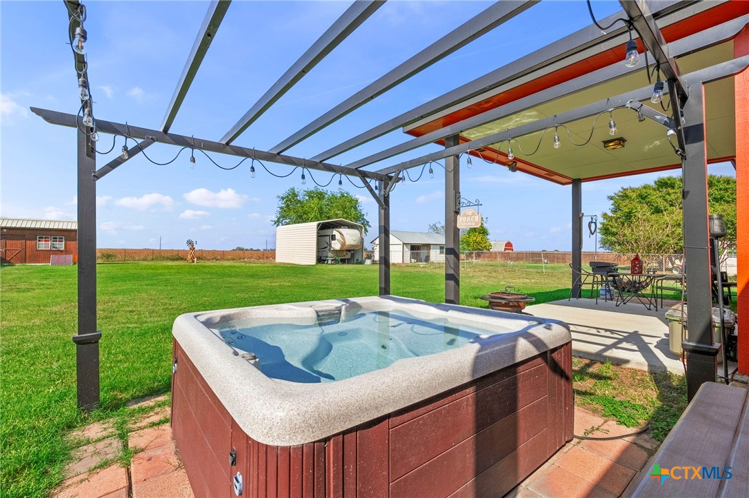 916 Cordova Loop