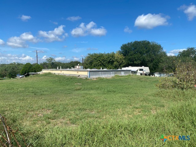 415 Watson Lane East Lane