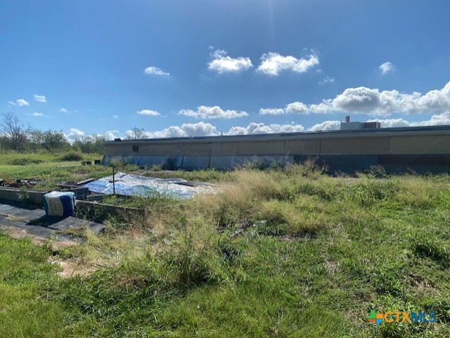 415 Watson Lane East Lane