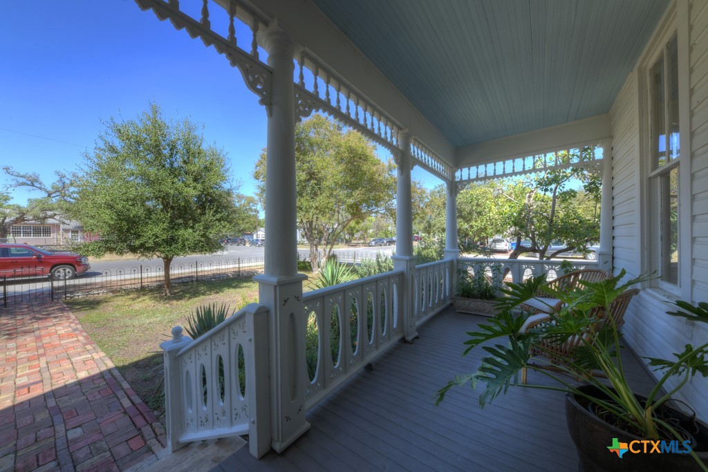 492 E Main Street