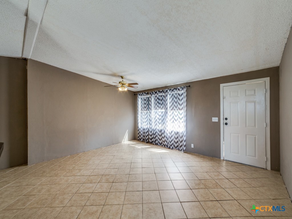 1097 Mountain View Drive