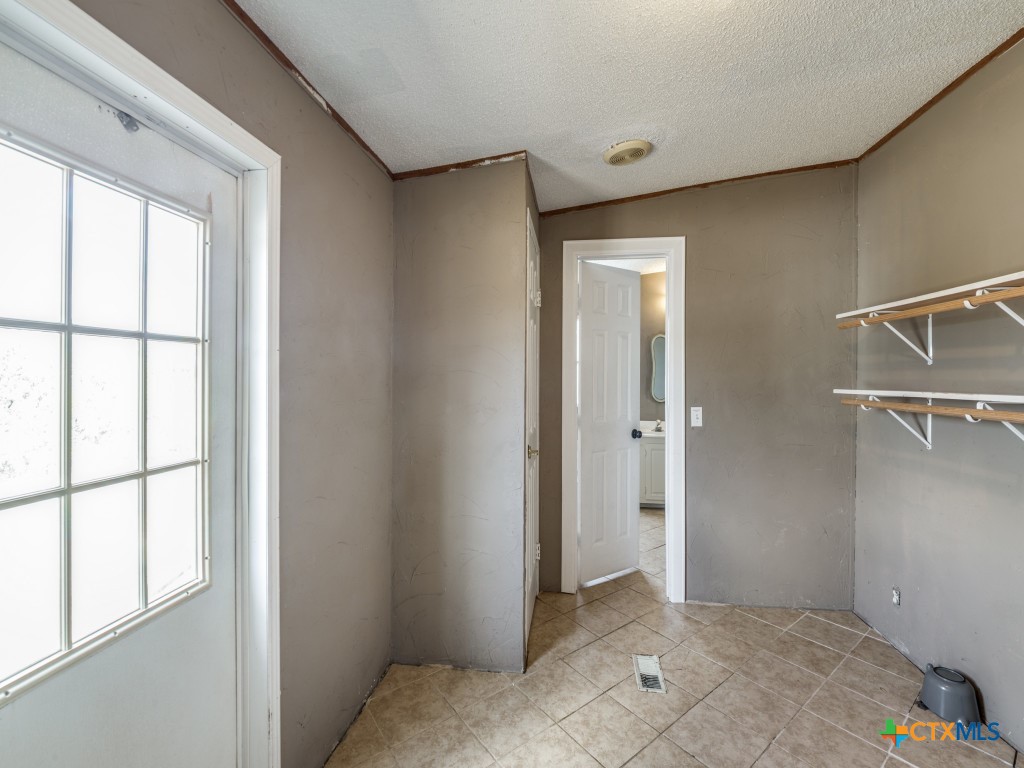 1097 Mountain View Drive