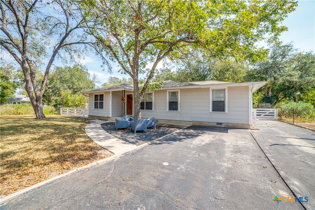 2279 Gruene Road