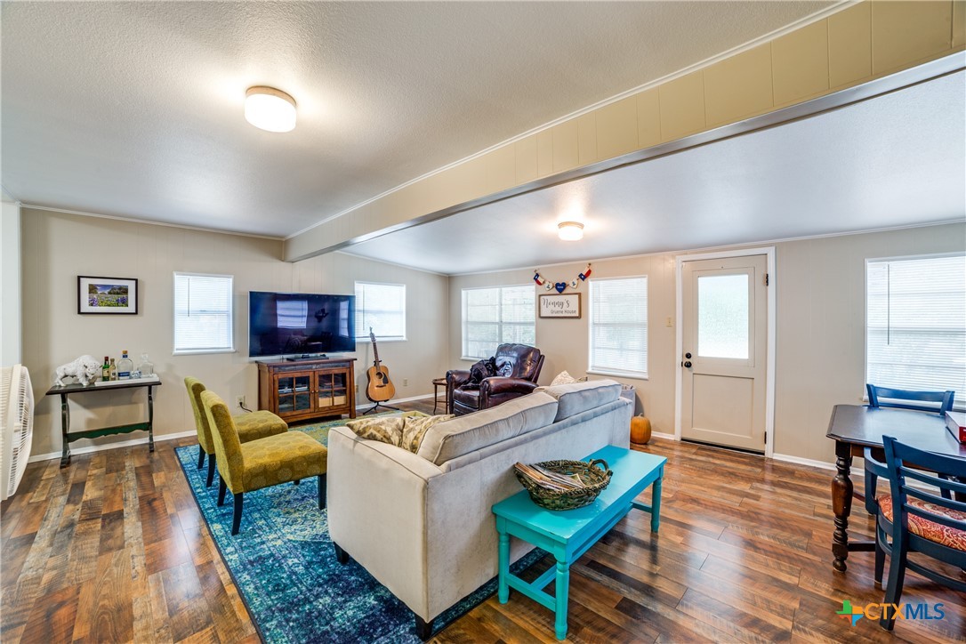 2279 Gruene Road