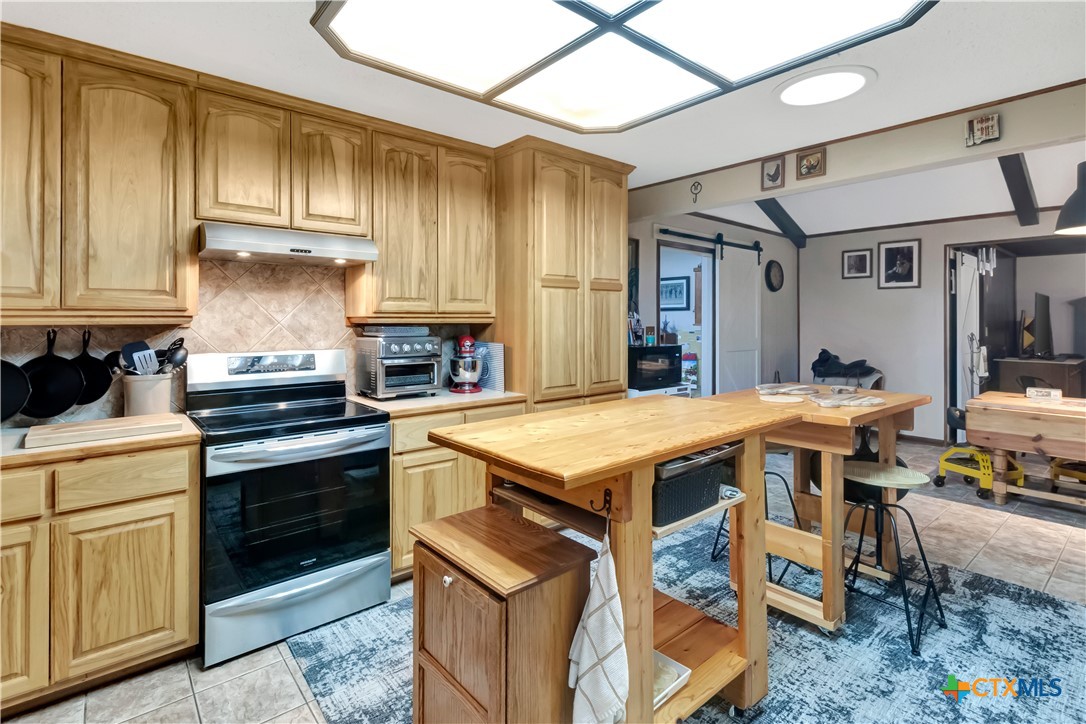 801 Mead