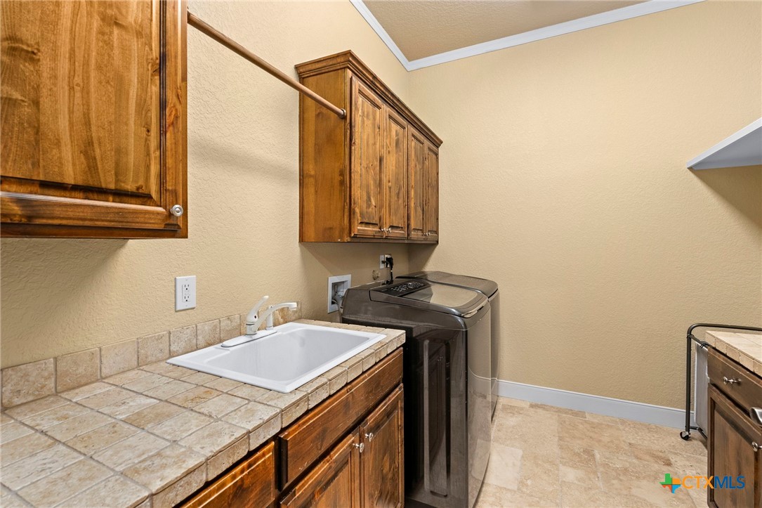 8415 Wild Wind Park