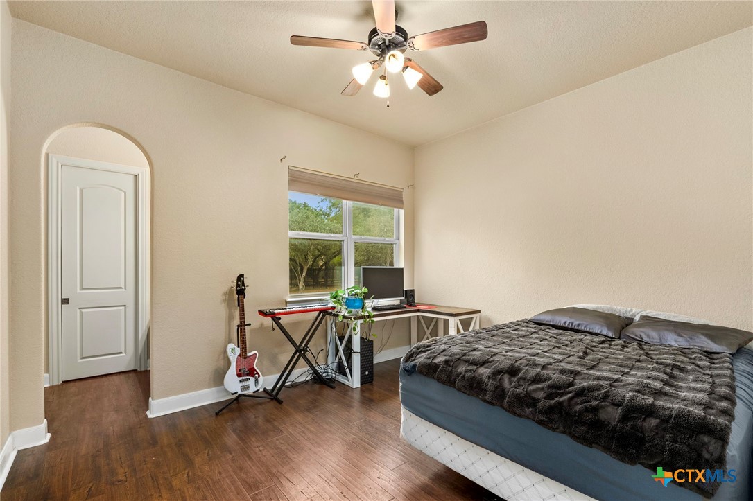 8415 Wild Wind Park