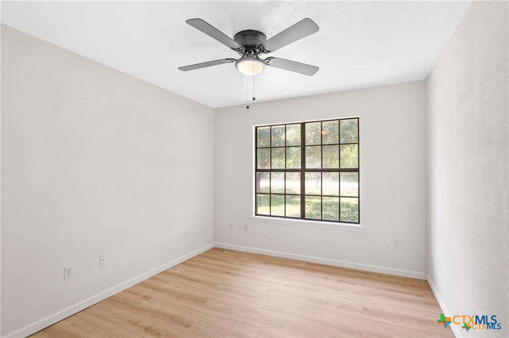 710 Whitewing Street