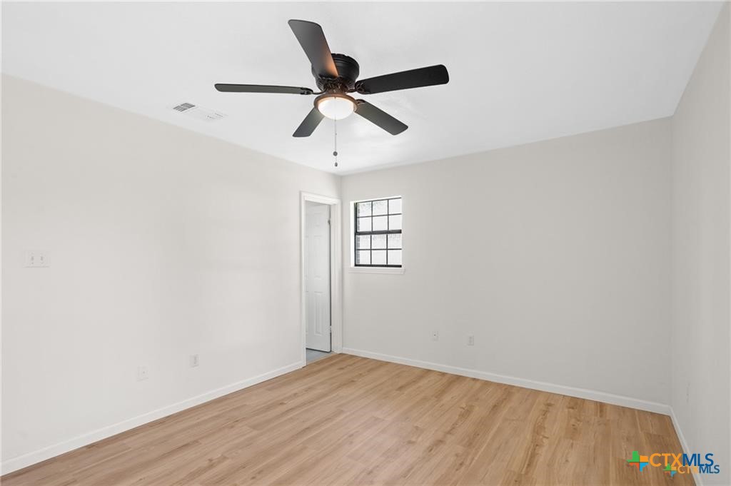 710 Whitewing Street