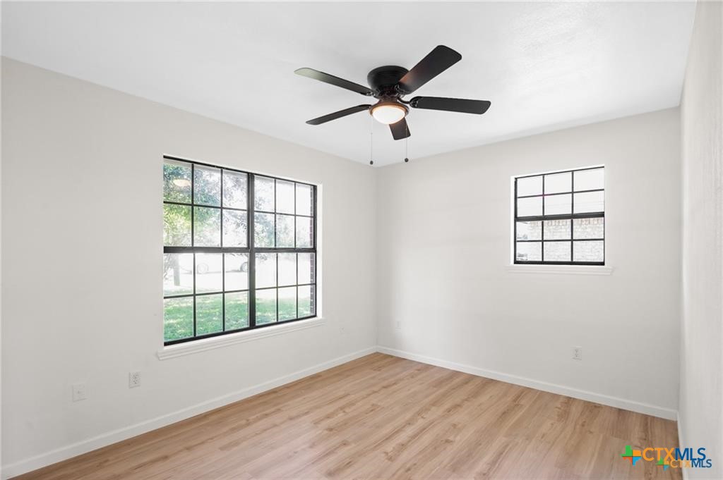 710 Whitewing Street