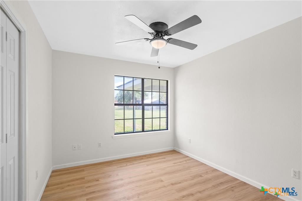 710 Whitewing Street