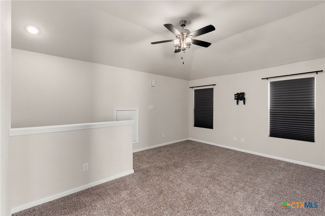 1120 Amber Lake