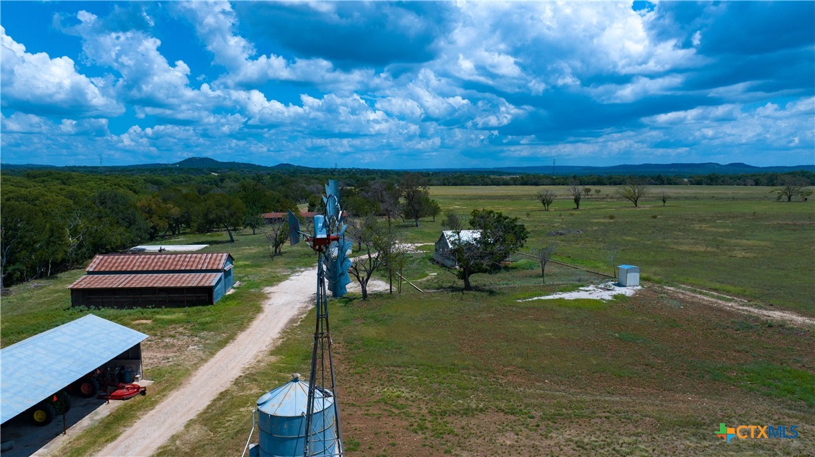 46 Ranch Road 1621