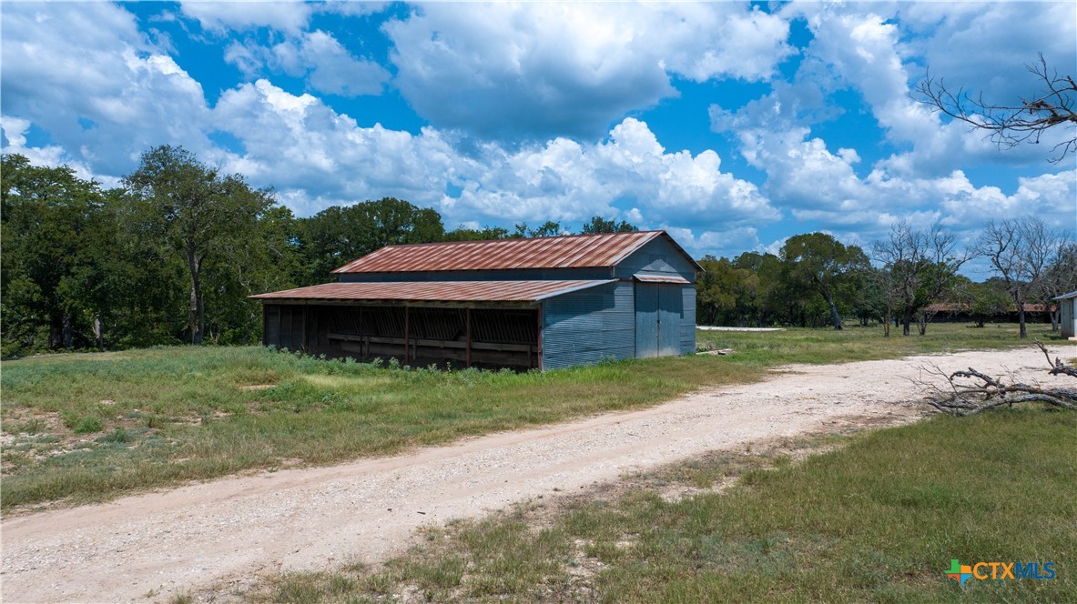 46 Ranch Road 1621