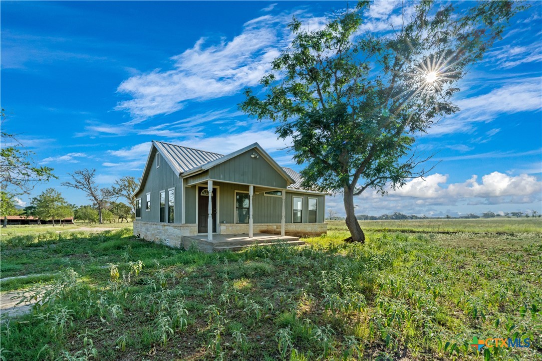 46 Ranch Road 1621
