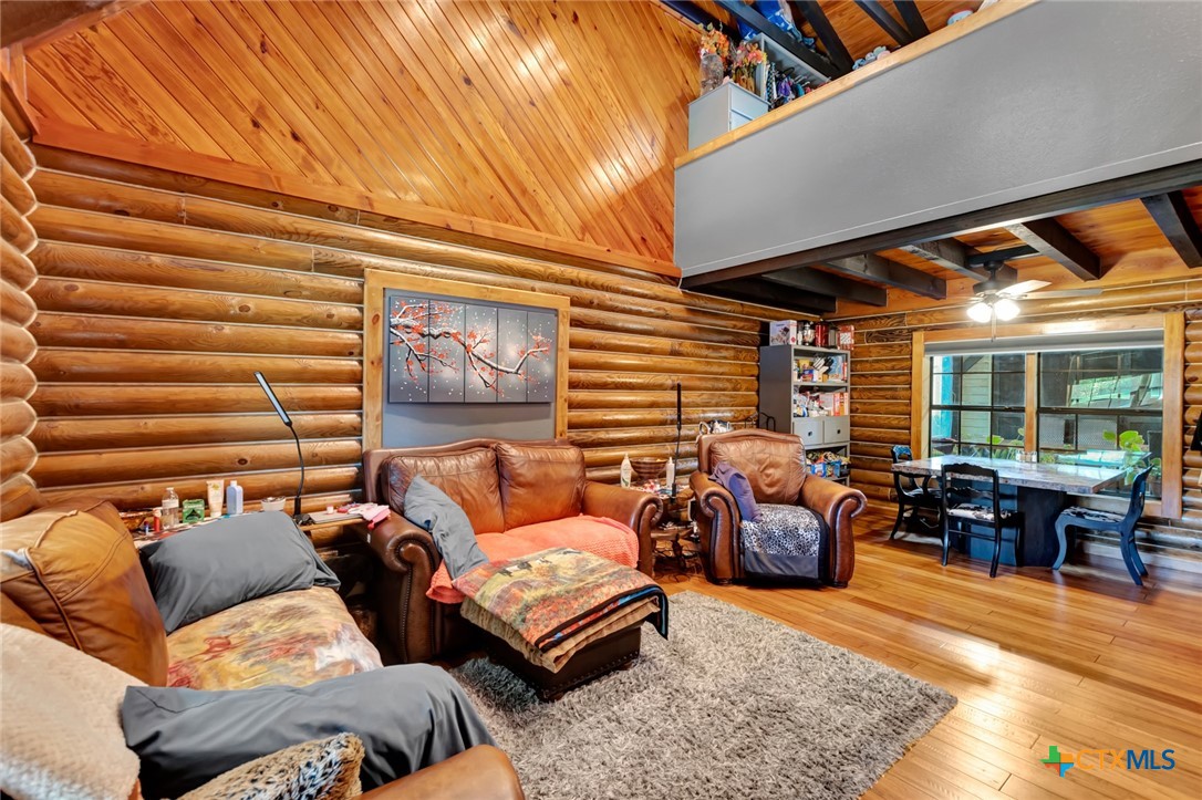 1617 County Road 110