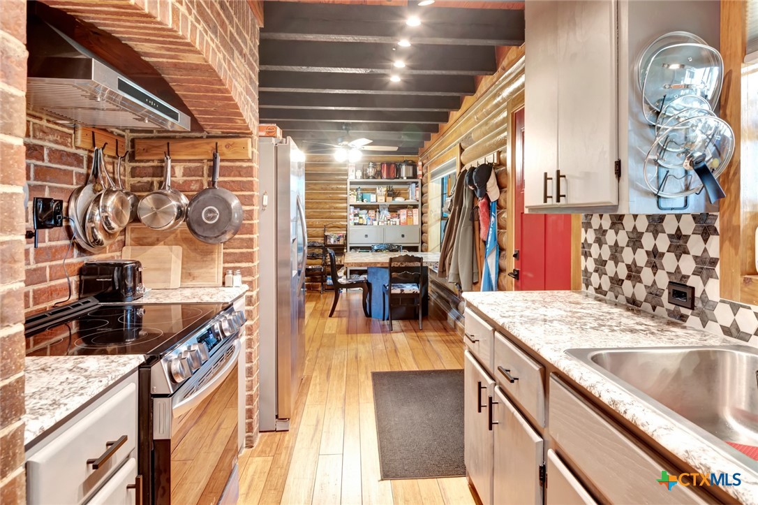 1617 County Road 110