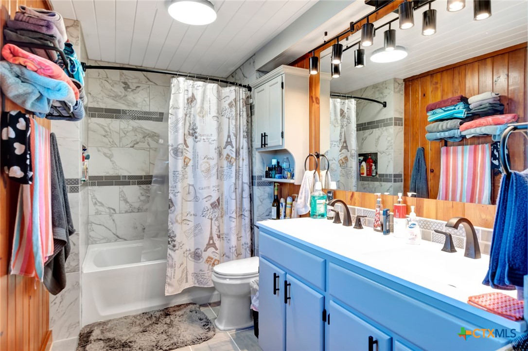 1617 County Road 110