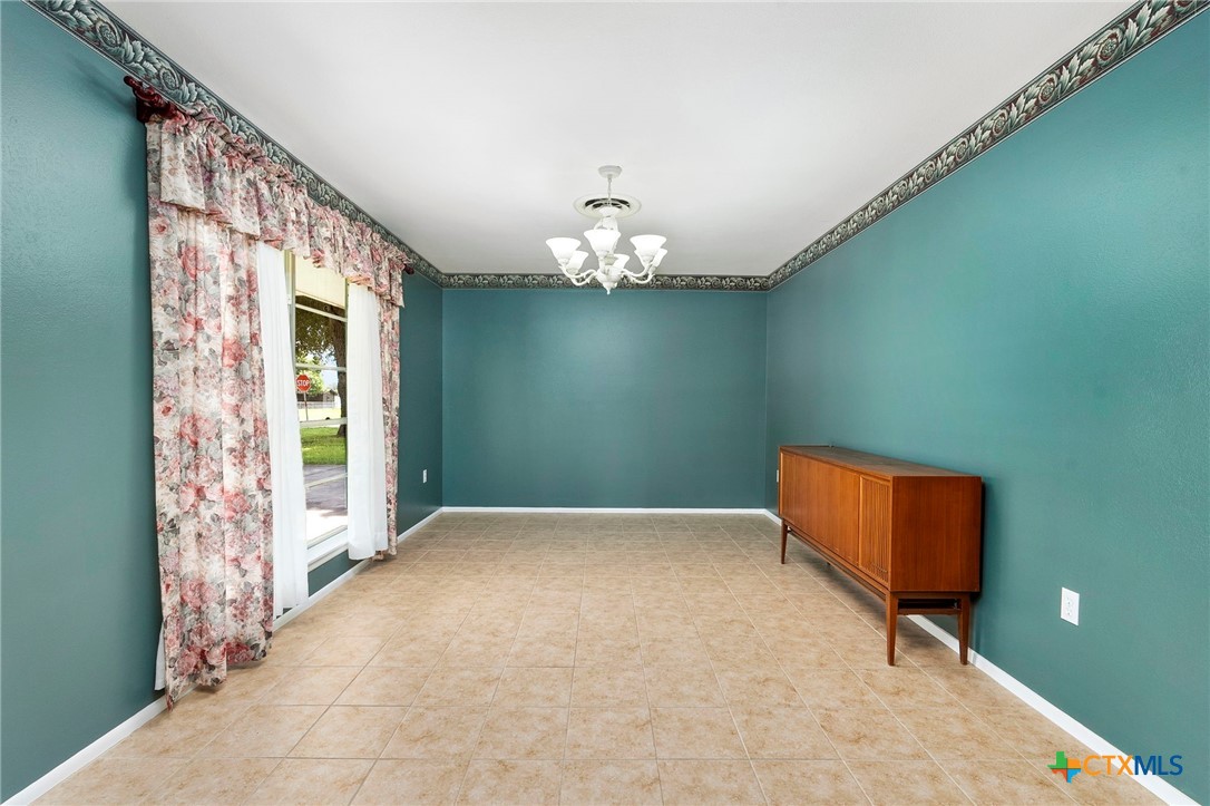 1750 Westview
