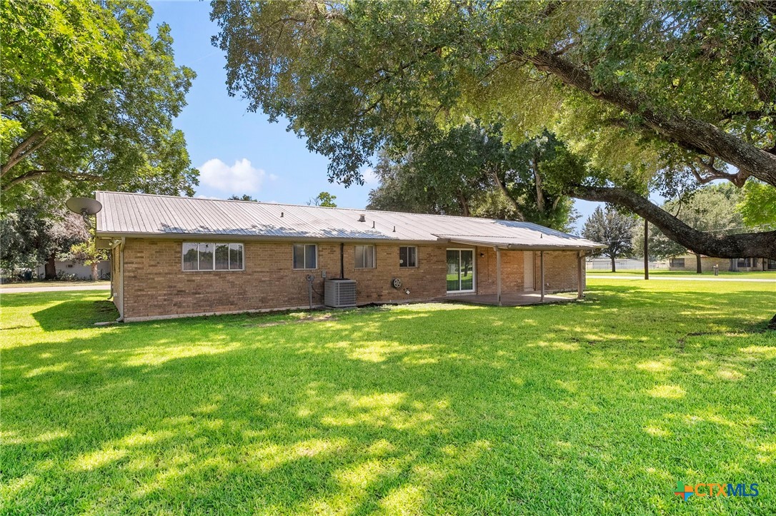 1750 Westview