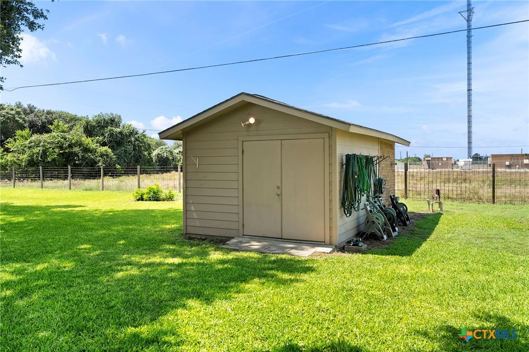 1750 Westview