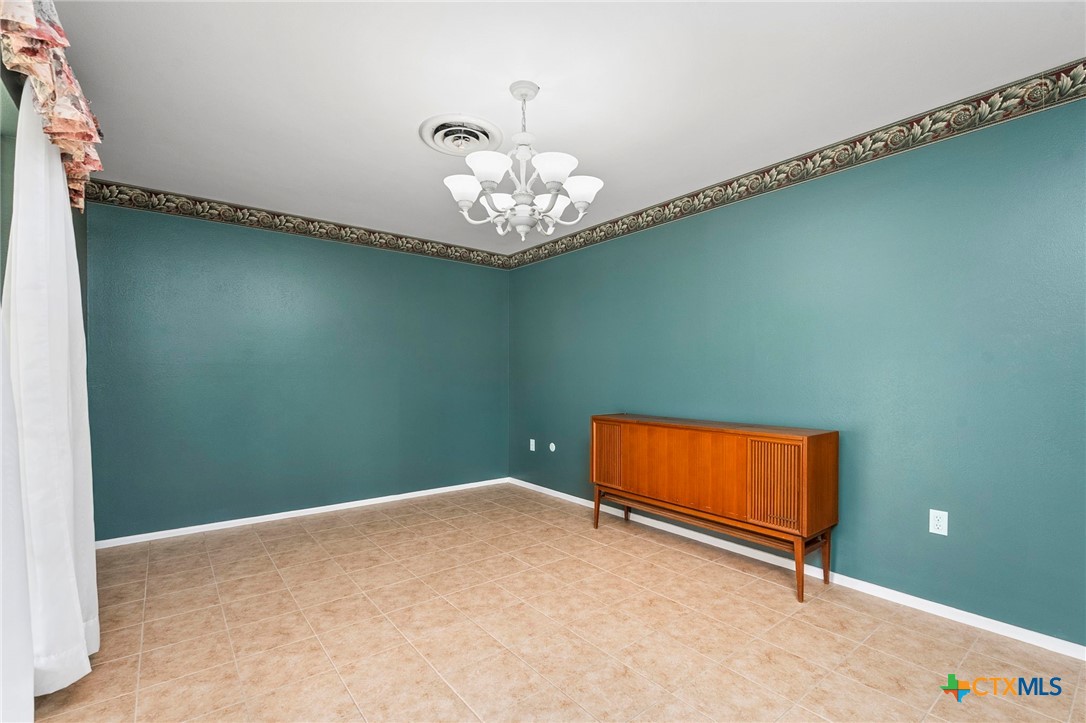1750 Westview