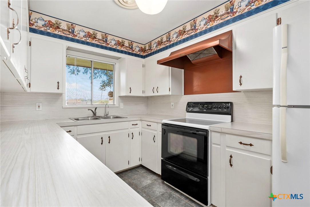 1750 Westview
