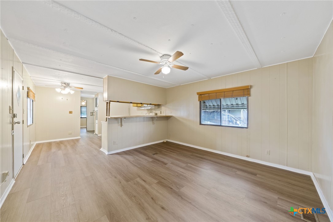 1506 Honeysuckle Lane