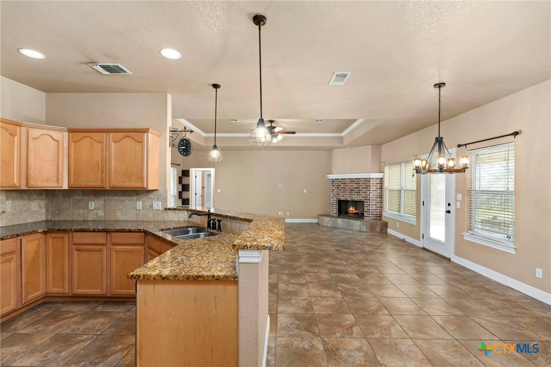 250 Hummingbird Way