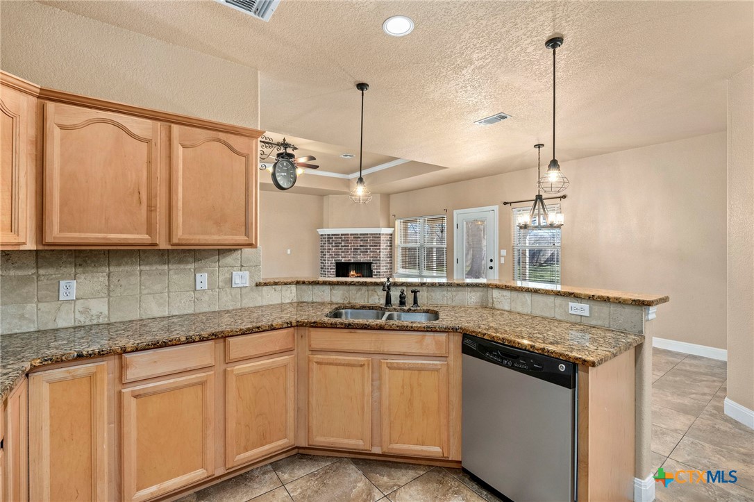 250 Hummingbird Way