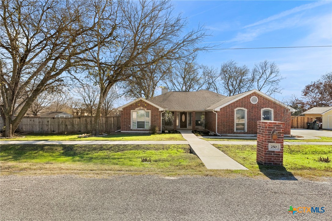 250 Hummingbird Way