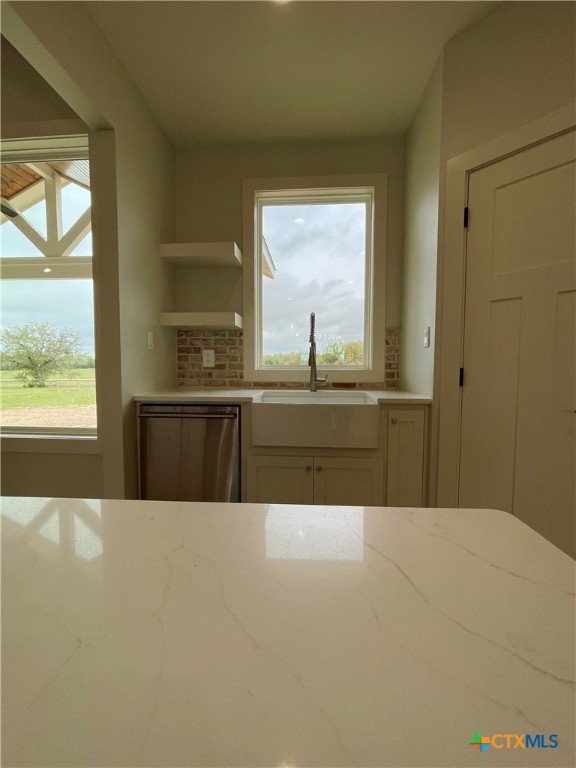 84 Ridgehaven Trail