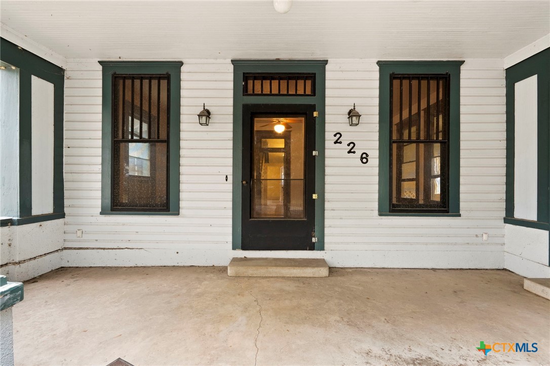 226 Darst Street