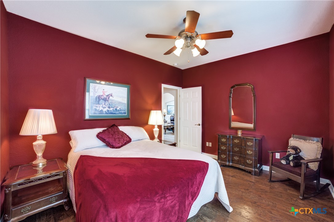 2827 Meadow Breeze