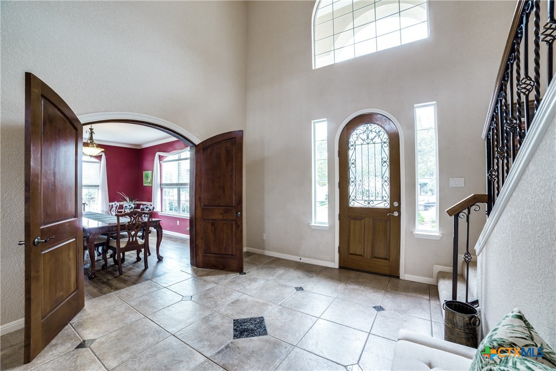 2827 Meadow Breeze